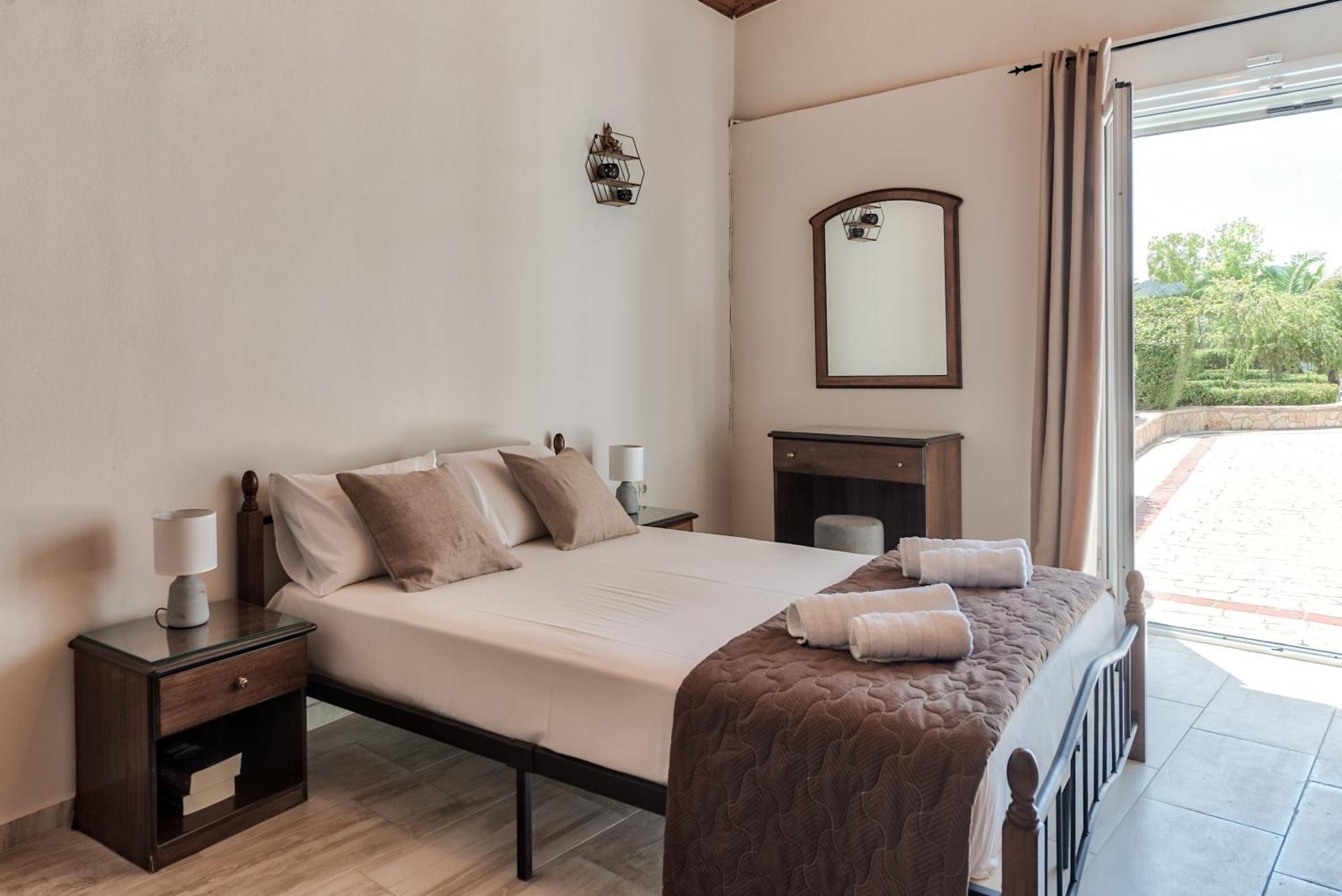 Sofia - Yiota Studios & Apartments ซีลีวี ภายนอก รูปภาพ